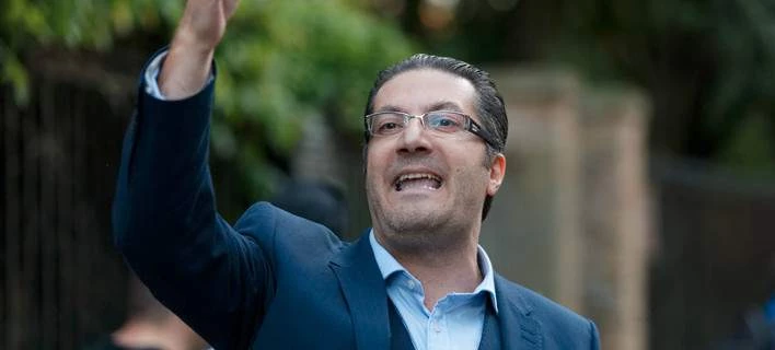 Τι δηλώνει ο Έλληνας που φώναξε «προδότη» τον Τσίπρα: «Οι Έλληνες του εξωτερικού είμαστε απογοητευμένοι με τη συμφωνία»
